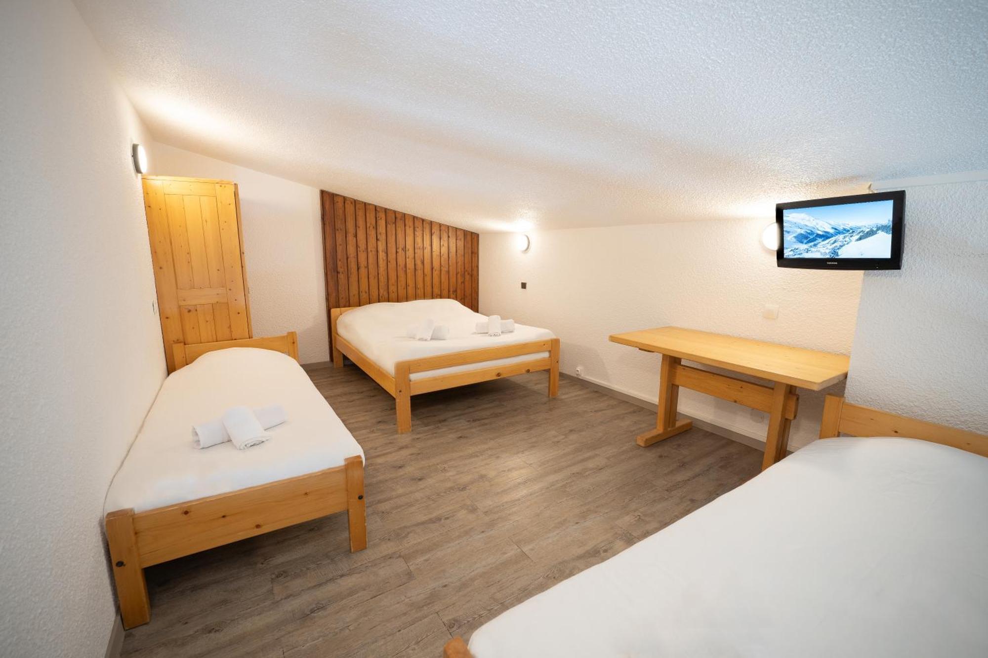 Azureva Les Menuires Aparthotel Сен-Мартен-дьо-Белвил Екстериор снимка